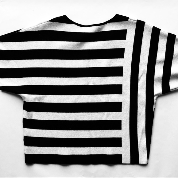 SALE! Theory Striped Dolman Top - Picture 4 of 6